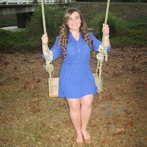 Meet your Posher, Elizabeth